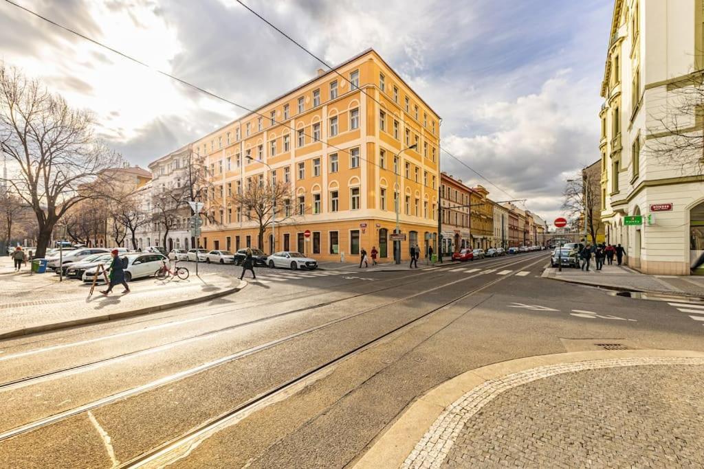 Byt V Blizkosti Centra Praga Esterno foto